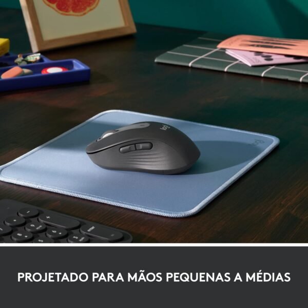 Mouse Sem Fio Logitech Signature M650 com Design de Tamanho Compacto, Clique Silencioso, Botões Laterais Personalizáveis, Conexão USB e Bluetooth - Grafite - Image 3