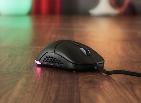 Jogador de mouse adamantiun gladius m11 com mousepad para pc notebook Jogos led rgb com fio cho paracord swicth removível USB 16000 DPI Sensor Pixart 3389 (preto) - Image 4