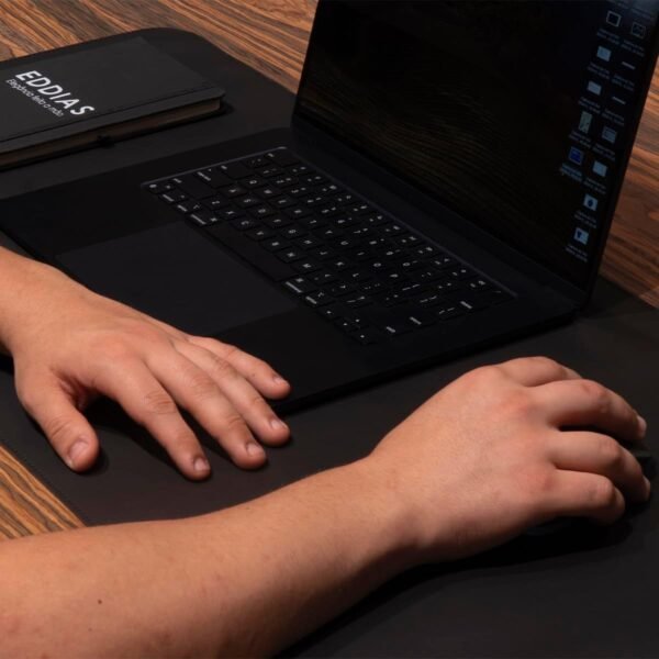 Mousepad Pad Pad Eddias em Couro Ecologico 70x30cm - (Preto) - Image 2